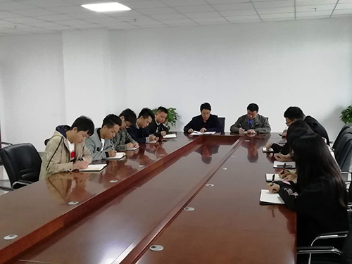 化工商贸公司组织开展清静谋划谈心谈话活动 - 申博官网要闻 - 新闻动态