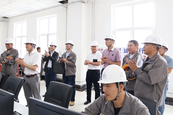 兰州新区石投集团热源厂1号燃煤锅炉带负荷试生产焚烧乐成 - 申博官网要闻 - 新闻动态