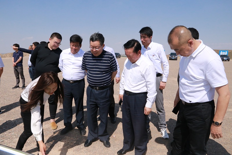 中科院院士李灿一行来新区调研“液态阳光”项目 - 申博官网要闻 - 新闻动态
