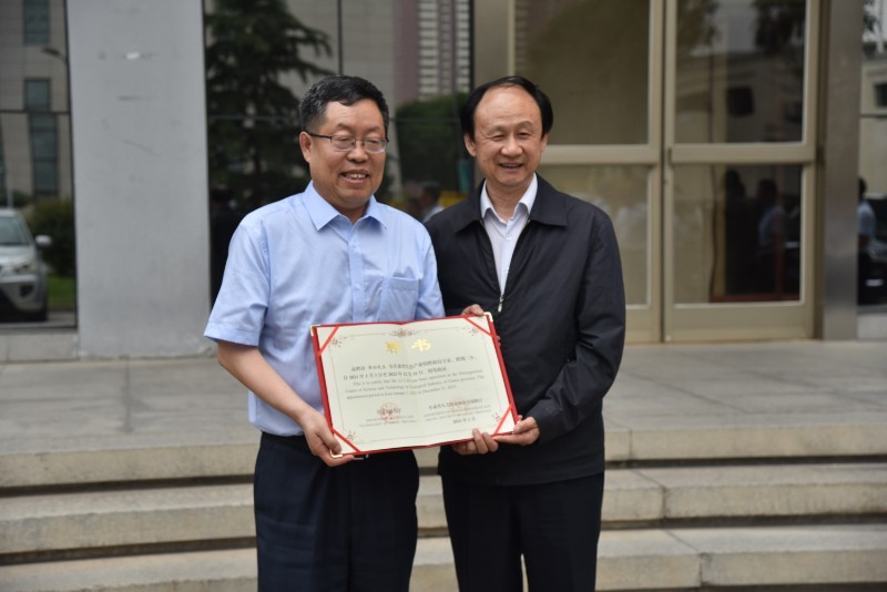 先进催化剂实验室增进新区高质量生长新篇章 - 申博官网要闻 - 新闻动态