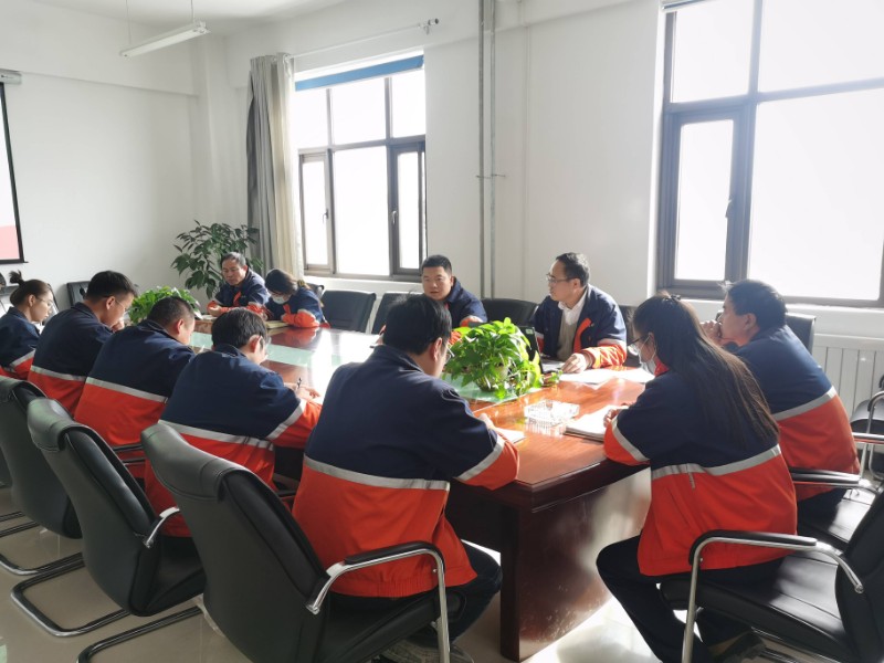 学习六中全会精神 罗致奋进智慧实力 ——专精特新支部十九届六中全会精神 宣讲拉开帷幕 - 党群事情 - 专题专栏