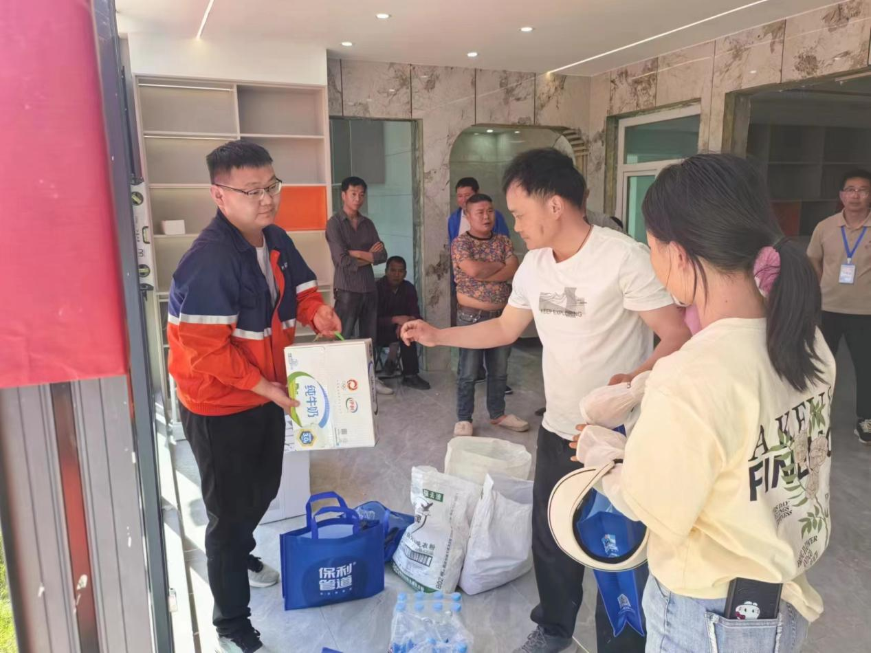 兰州新区细腻化工行业协会起劲加入新康村慰问、装修知识普及及避坑宣传活动 - 行业协会 - 专题专栏